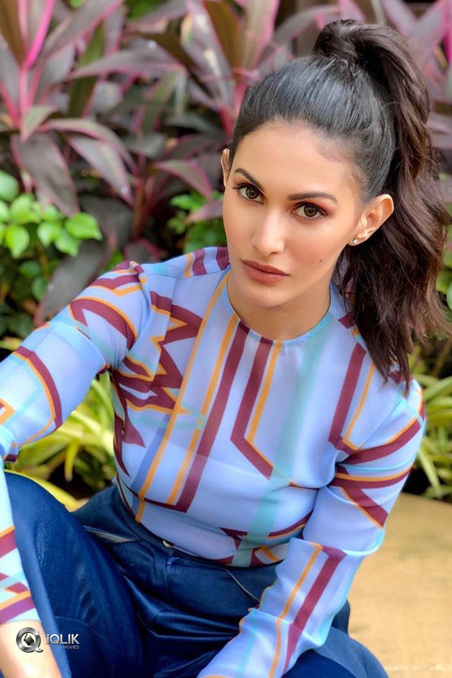 Amyra-Dastur